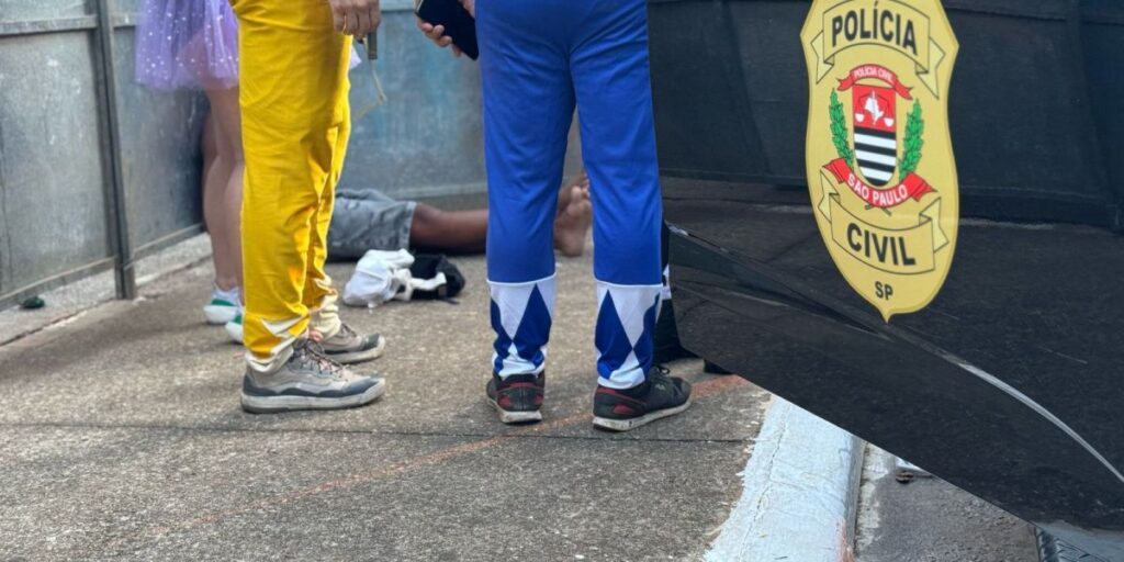 Golpe do beijo: polícia de SP alerta para ação em bloquinhos de Carnaval