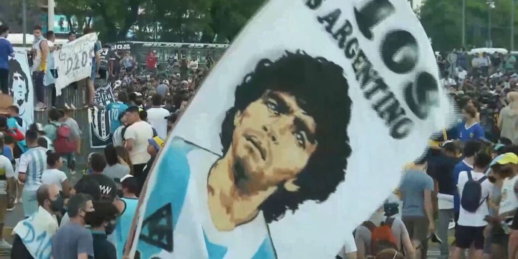 Justiça argentina julgará sete profissionais da saúde por morte de Maradona