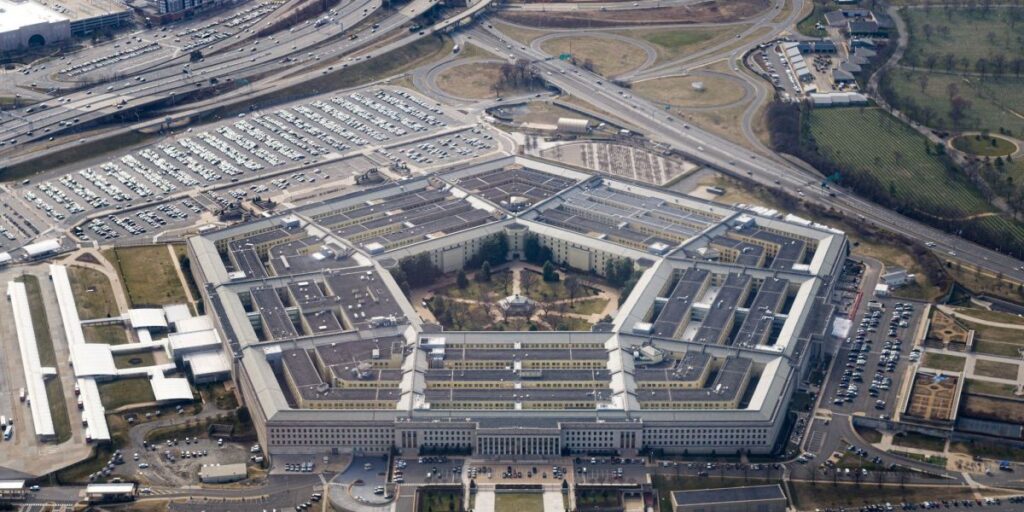 Pentágono apaga artigos sobre Holocausto, 11 de Setembro e agressão sexual