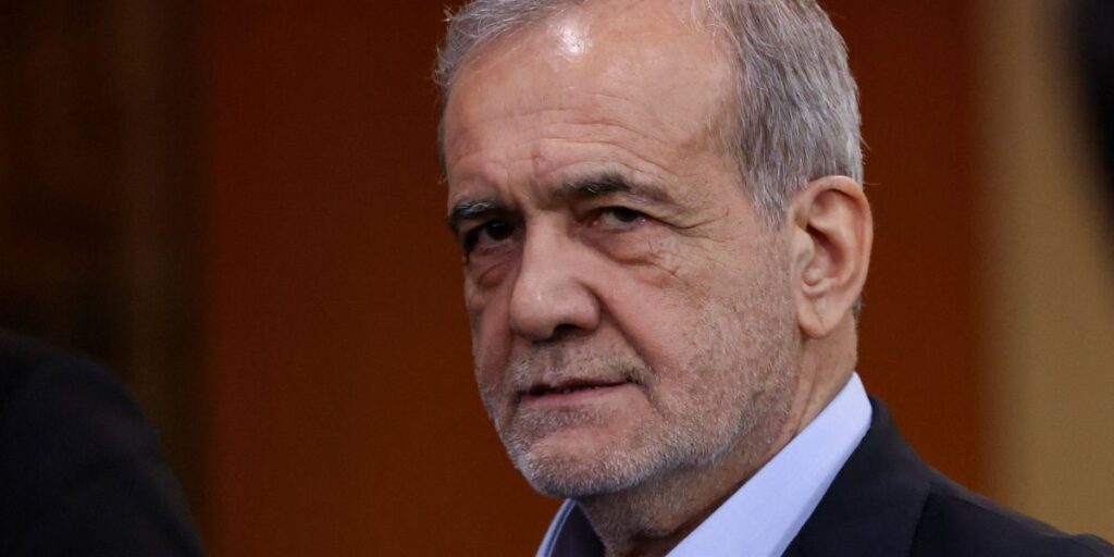 "Não vou negociar, façam o que quiserem", diz presidente do Irã a Trump