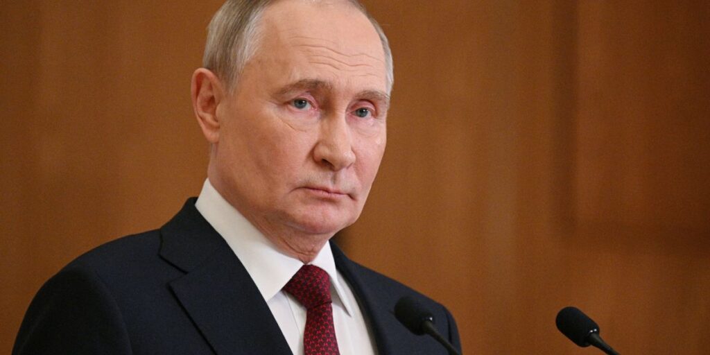 Putin: Tropas da Ucrânia em Kursk devem se render para garantir segurança