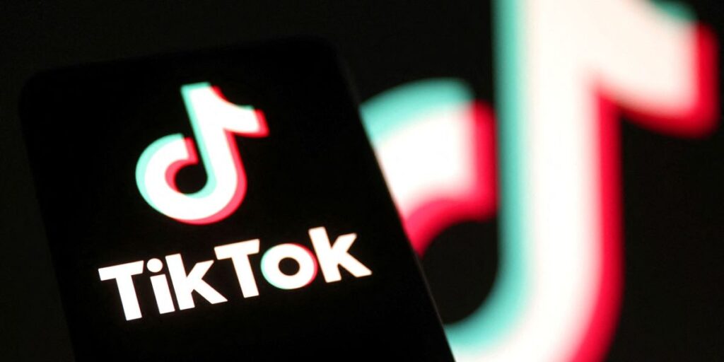 Trump diz que pode reduzir tarifas à China para concluir acordo com TikTok
