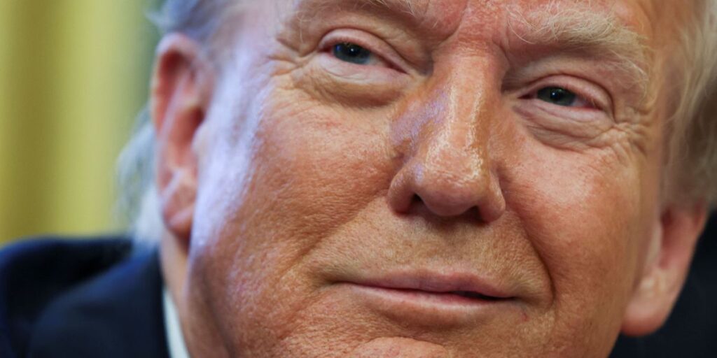 Trump projeta novidades sobre cessar-fogo na Ucrânia na segunda-feira (17)