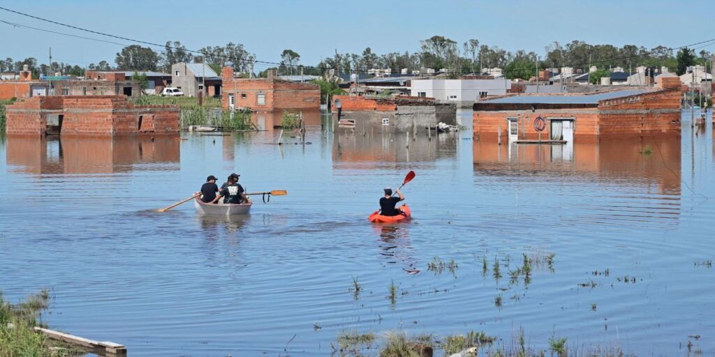 Papa e Messi pedem ajuda para região argentina afetada por tempestade