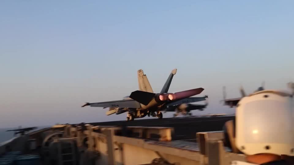 EUA dizem que seguirão atacando Houthis até que ações contra navios parem