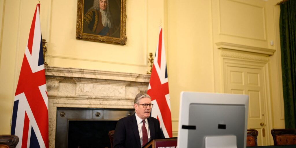 Países estão dispostos a fornecer tropas para Ucrânia, diz Reino Unido