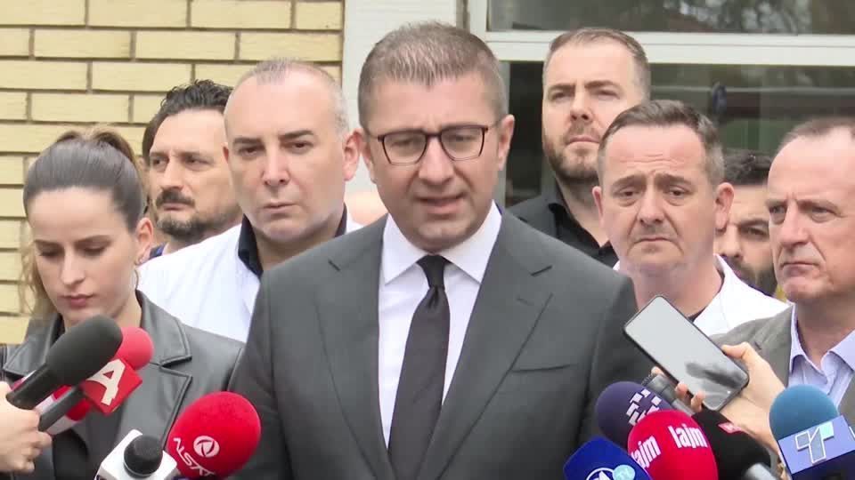 Cerca de 20 pessoas são presas após incêndio em boate na Macedônia do Norte