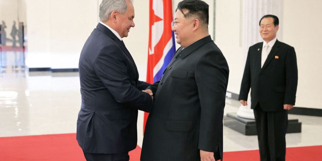 Líder da Coreia do Norte diz que continuará apoiando a Rússia, afirma mídia