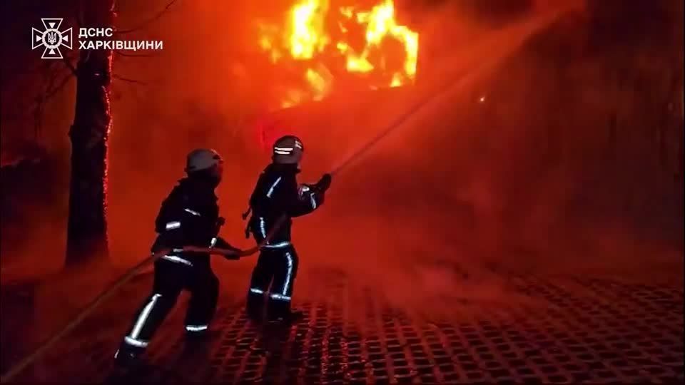 Ataque de drones russos provoca incêndios e fere 21 pessoas na Ucrânia
