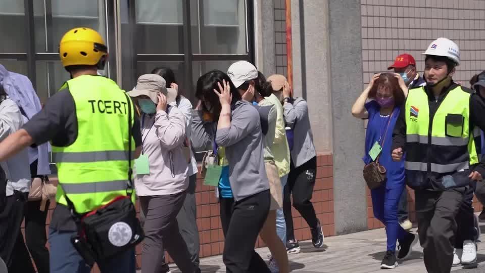Taiwan faz simulação de resposta a desastres naturais e ameaças da China