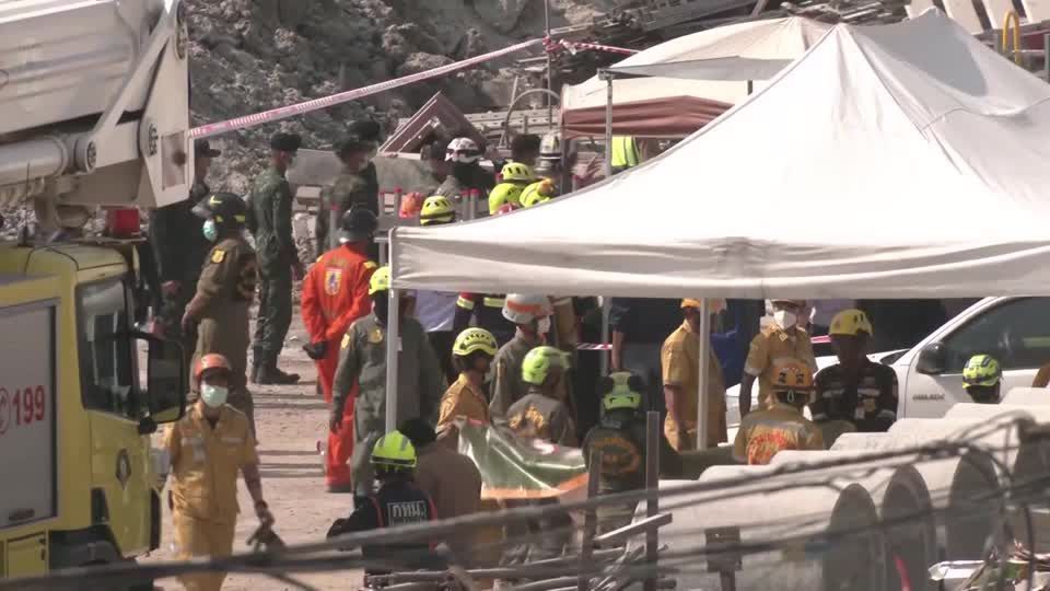 “Fiquei coberto de poeira”, diz sobrevivente do terremoto na Tailândia