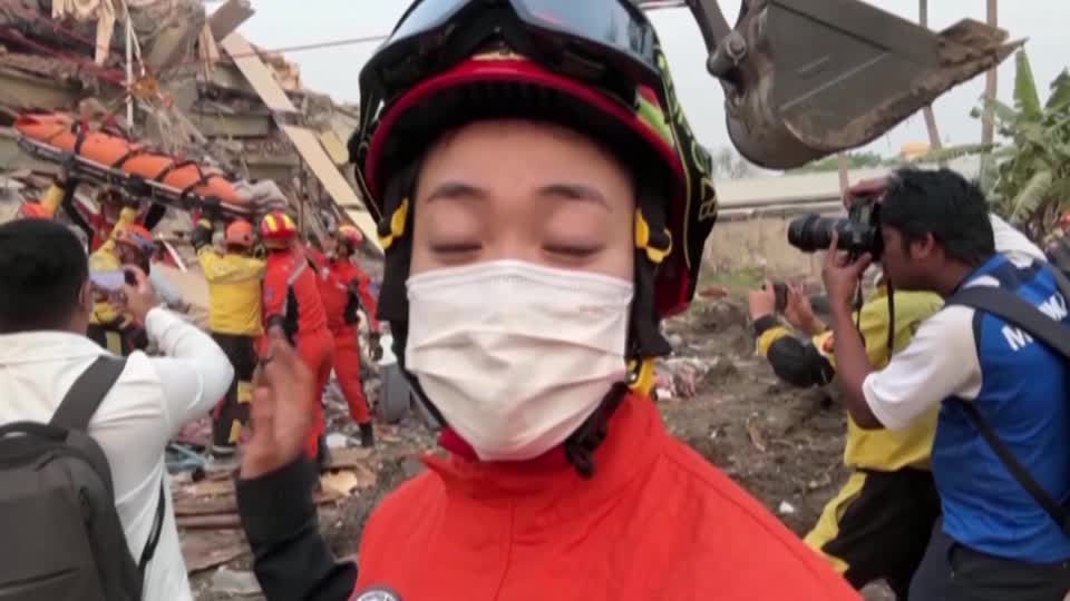 Equipes da China resgatam sobrevivente grávida após terremoto em Mianmar