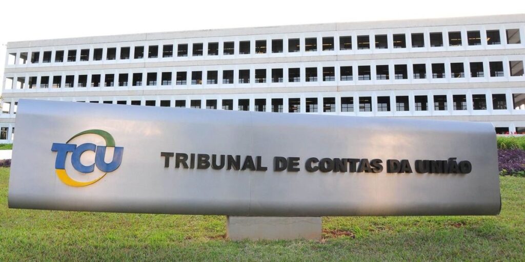 TCU vai analisar denúncia da Transparência Brasil contra ato de Alcolumbre