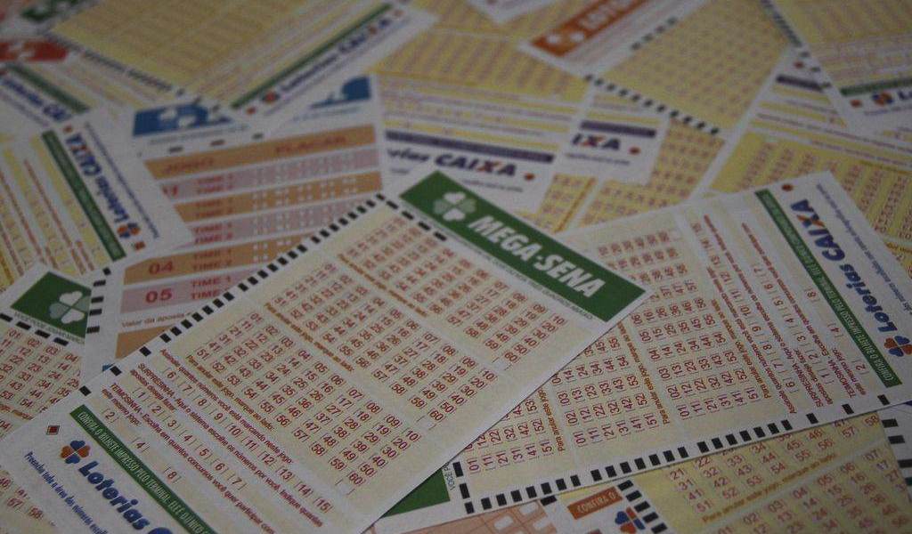 Mega-Sena 2841: sorteio desta terça (18) pode pagar R$ 3 milhões