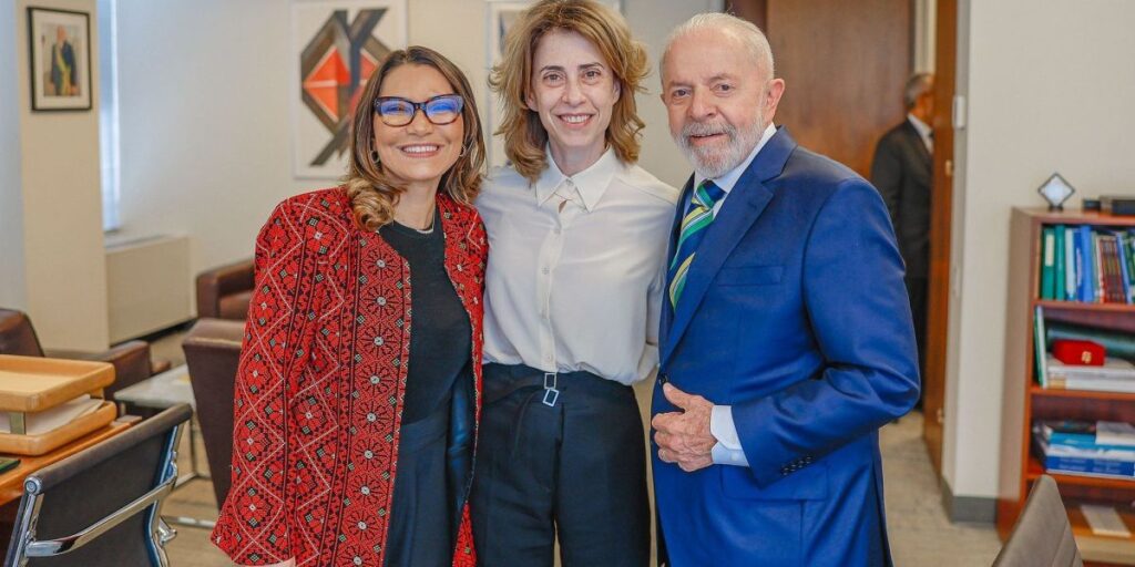 Lula parabeniza Fernanda Torres por concorrer ao Oscar: "Honrou o Brasil"