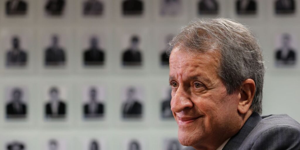 PF devolve passaporte e bens apreendidos de Valdemar Costa Neto