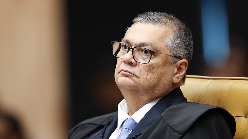 STF recusa impedimento de Dino em julgamento sobre tentativa de golpe