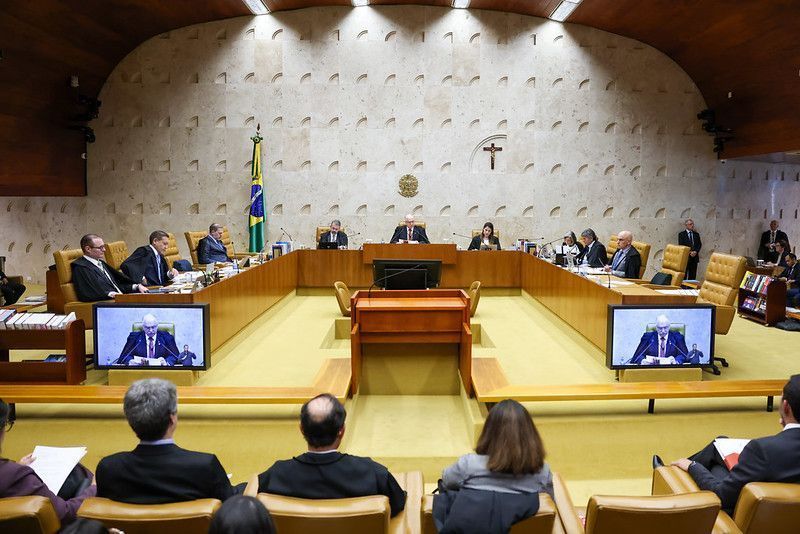 Ministros votarão sobre Zanin e Dino julgarem denúncia do golpe