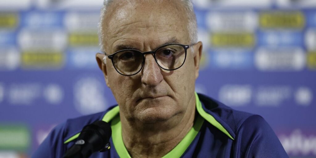 CBF marca reunião para definir possível demissão de Dorival Júnior