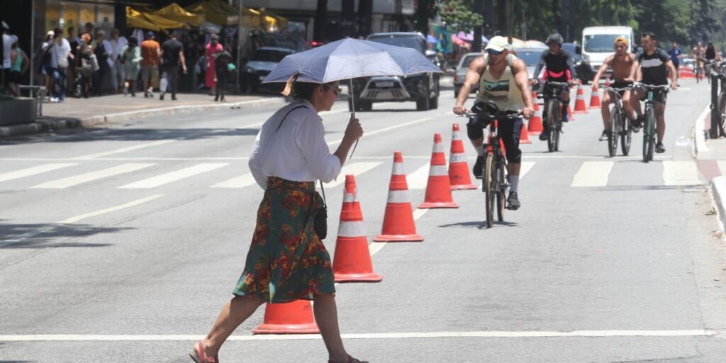 Frente fria "derrete" e São Paulo terá calor e pancadas isoladas