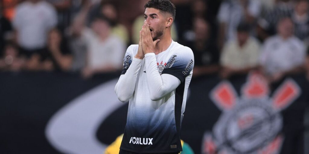 Ex-Corinthians, Pedro Raul detona Ramón Díaz: "Não tinha uma relação boa"