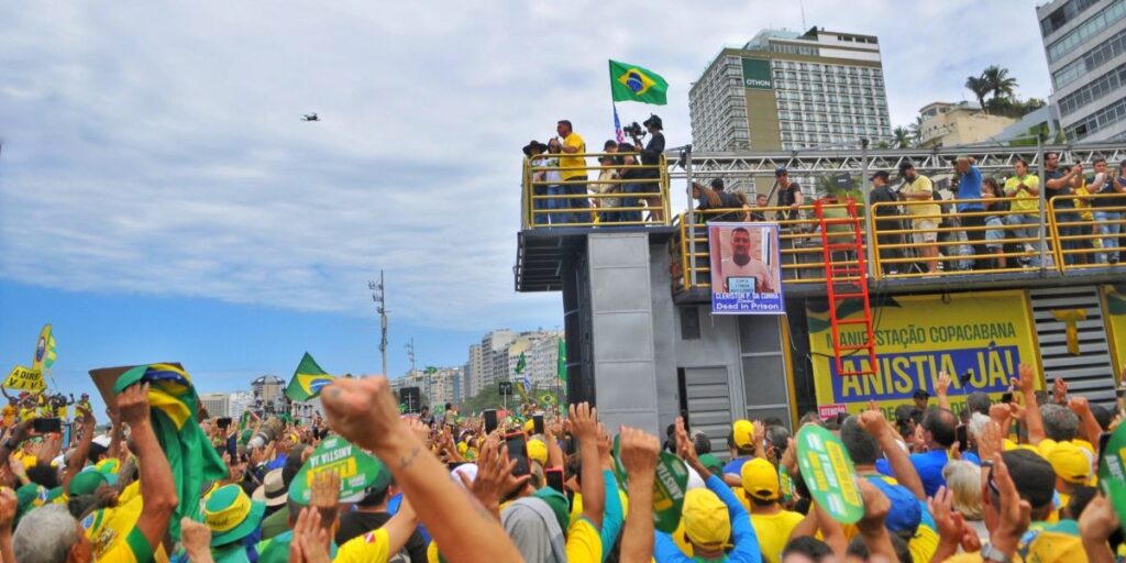 Entenda o projeto da anistia defendido pela oposição em ato com Bolsonaro