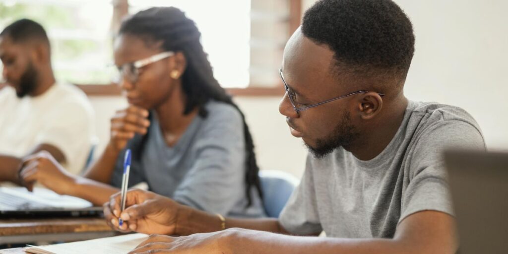 Cursinho gratuito na Bahia abre inscrição para mais de 20 mil vagas