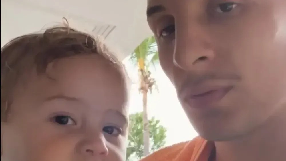 Atlético-MG: filho de Arana encanta web ao cantar hino após hexa do Mineiro