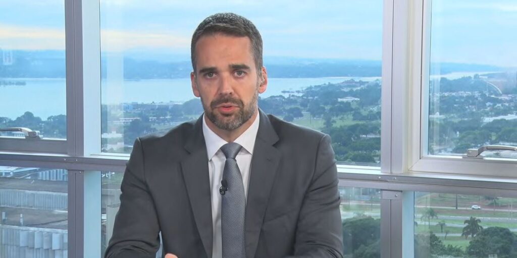 PSDB pode ser incorporado por outro partido, diz Eduardo Leite