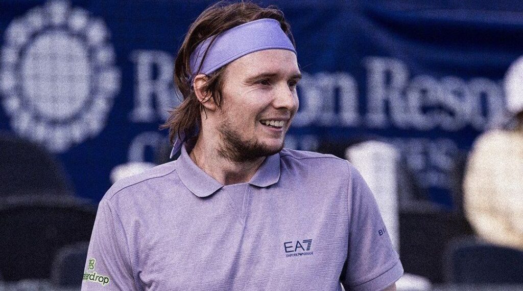 Quem é Alexander Bublik, rival de João Fonseca na final de Phoenix