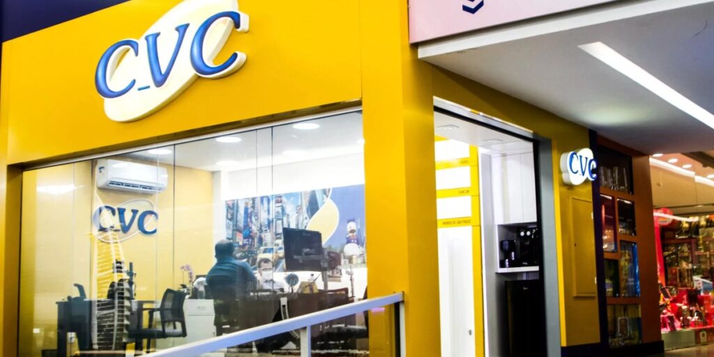 CVC reverte prejuízo com lucro de R$ 8,5 mi no 4º tri e vê "nova fase"