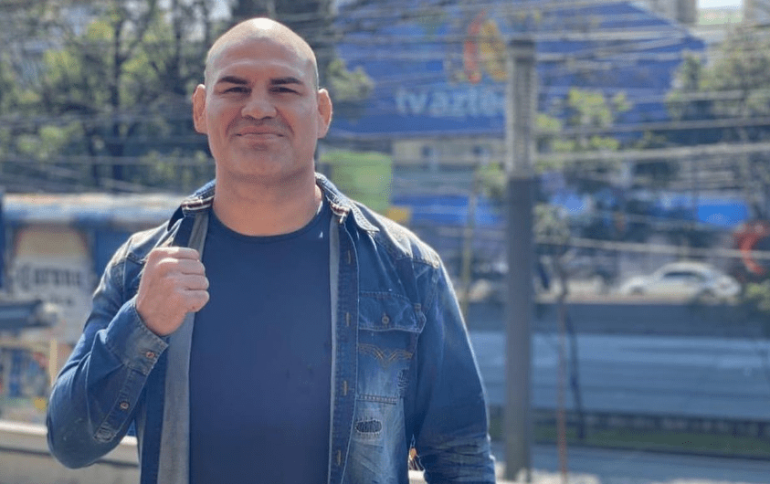 Ex-campeão do UFC é condenado a 5 anos de prisão por tiroteio em 2022