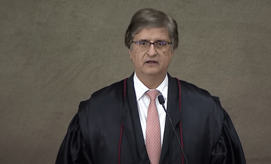 Gonet cita "teatro do golpe" e diz que denúncia tem condição de ser aceita