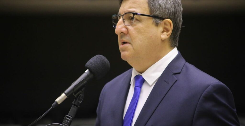 Câmara aprova projeto que libera até R$ 4,6 bilhões de emendas canceladas