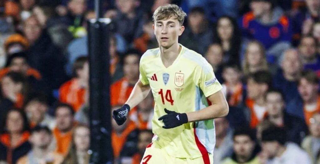 Saiba por que zagueiro da Espanha foi alvo de vaias contra a Holanda