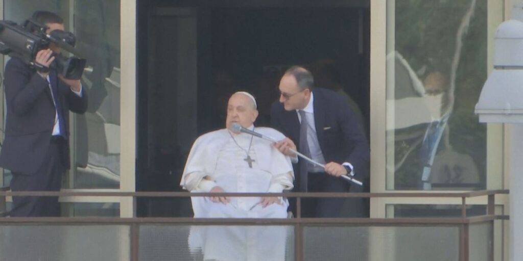 Especialista analisa cenário da Igreja Católica após alta do papa Francisco