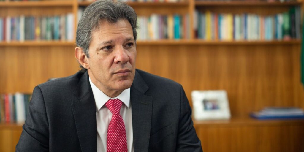 Reprovação de Haddad pelo mercado explode e vai a 58%, diz Quaest