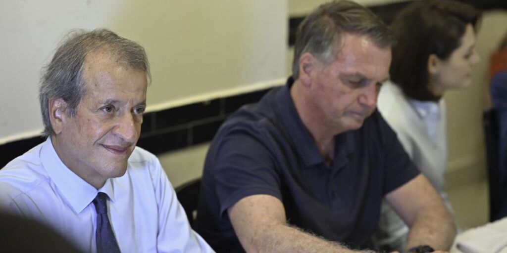 Com Bolsonaro e Valdemar, PL volta a discutir candidaturas ao Senado