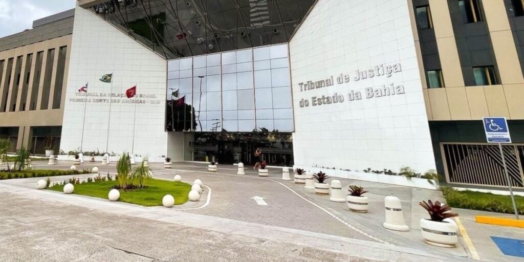 Justiça decreta prisão de "Dona Maria", líder do tráfico na Bahia