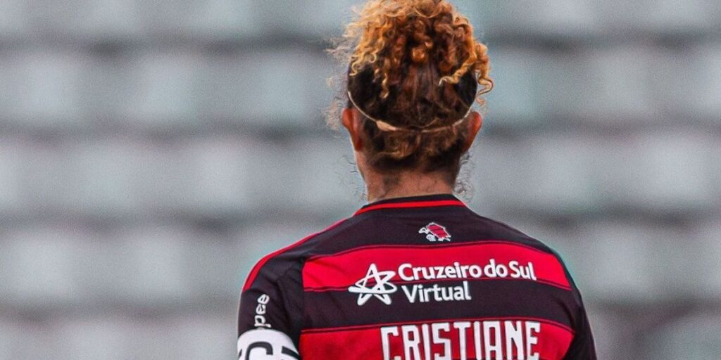 Flamengo estreia na Supercopa Feminina com novo patrocínio; veja