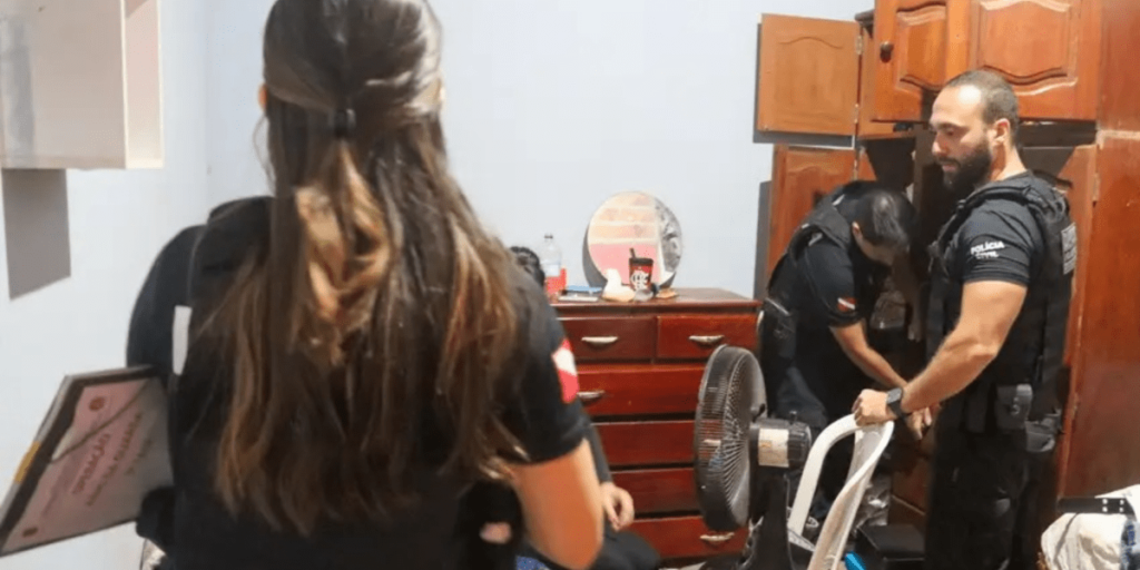 Adolescente que armazenava conteúdo de abuso sexual é conduzido a delegacia