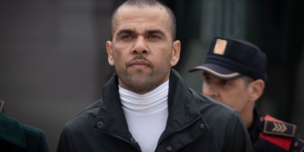 Valor da fiança deve ser devolvido a Daniel Alves, afirma advogado