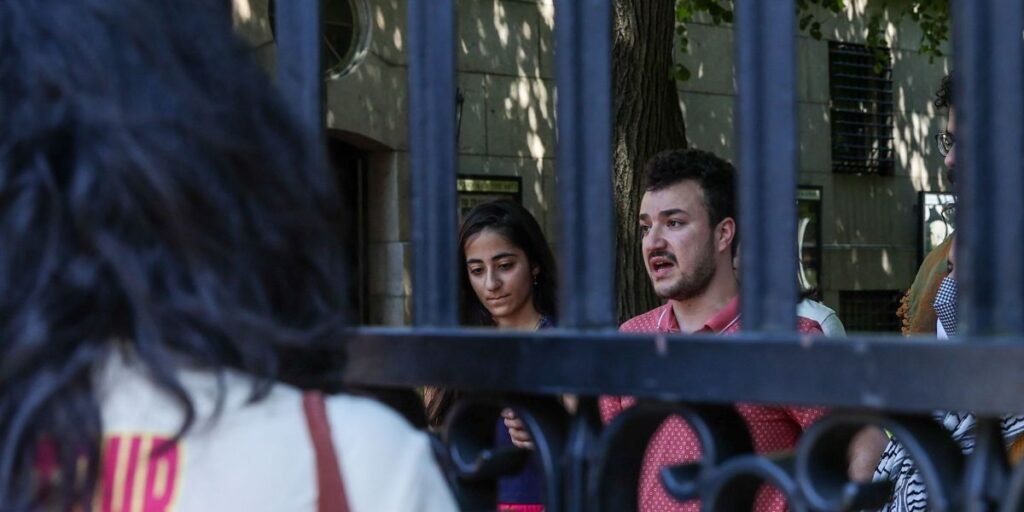 Saiba quem é o estudante palestino preso após protestos nos EUA