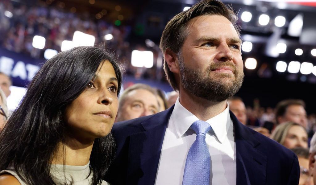 Em meio a desejo de anexação de Trump, esposa de vice vai à Groenlândia