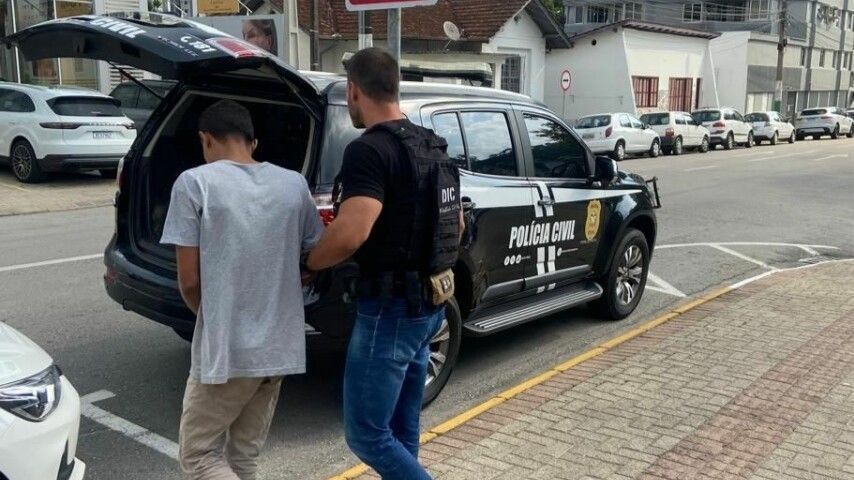 Golpe do tapeceiro: homem vendia falso serviço de reforma em Goiás