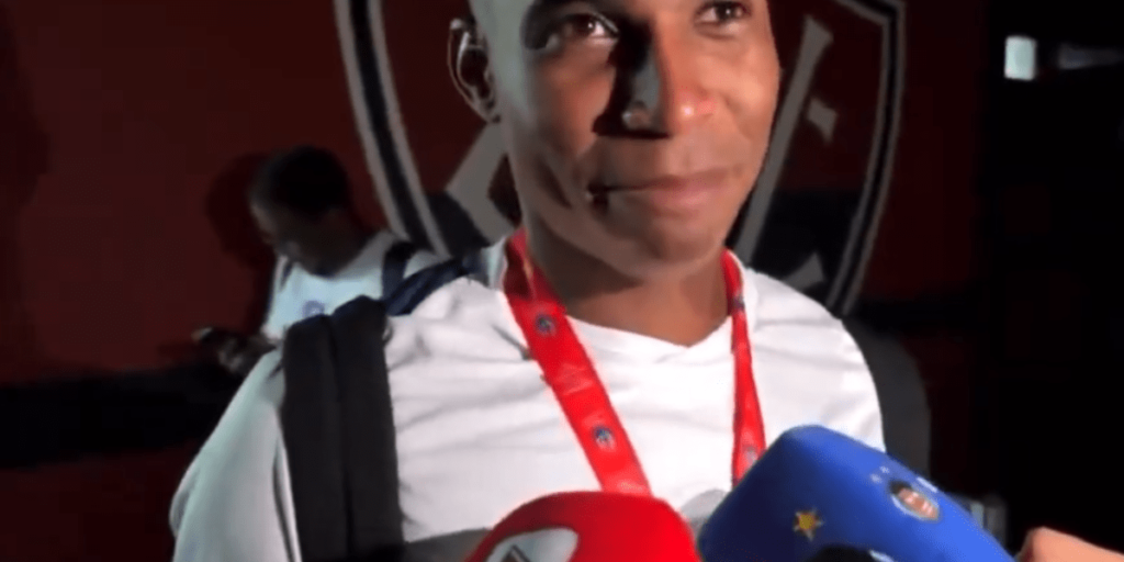 Após título, jogador do Bahia provoca o Vitória: “Barralixo”