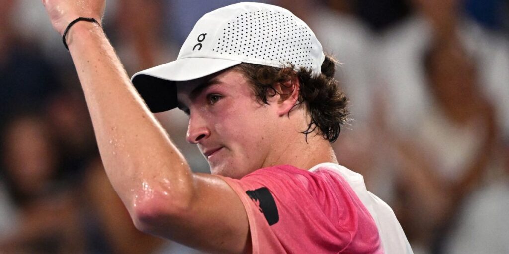 João Fonseca tem três vitórias contra tenistas top-20 em quatro meses