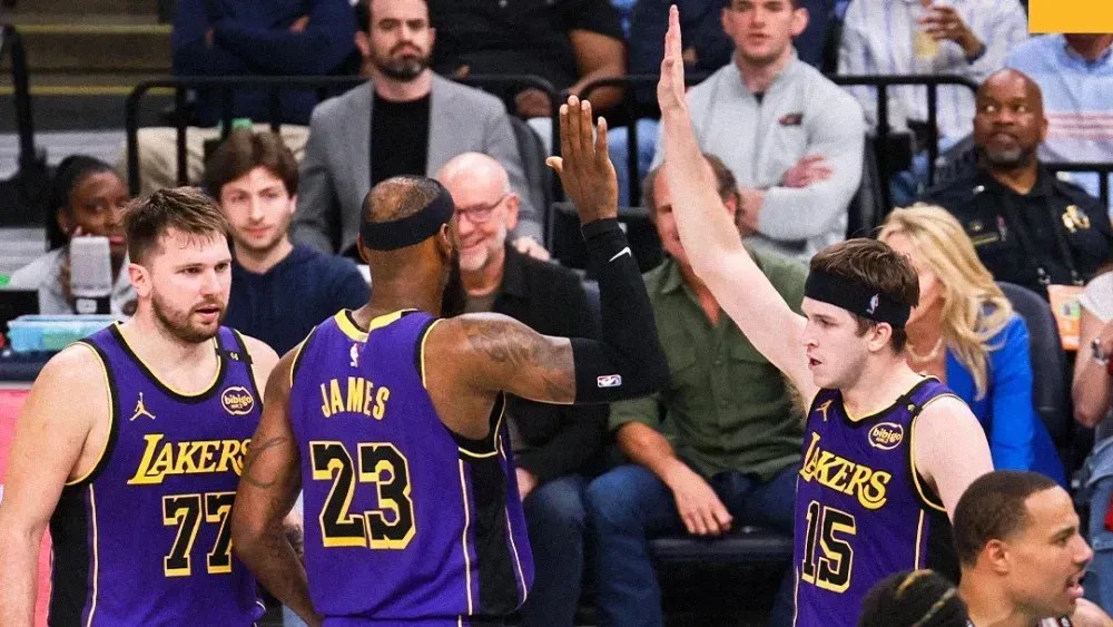 NBA: LeBron James quebra recorde de pontos e Lakers vencem