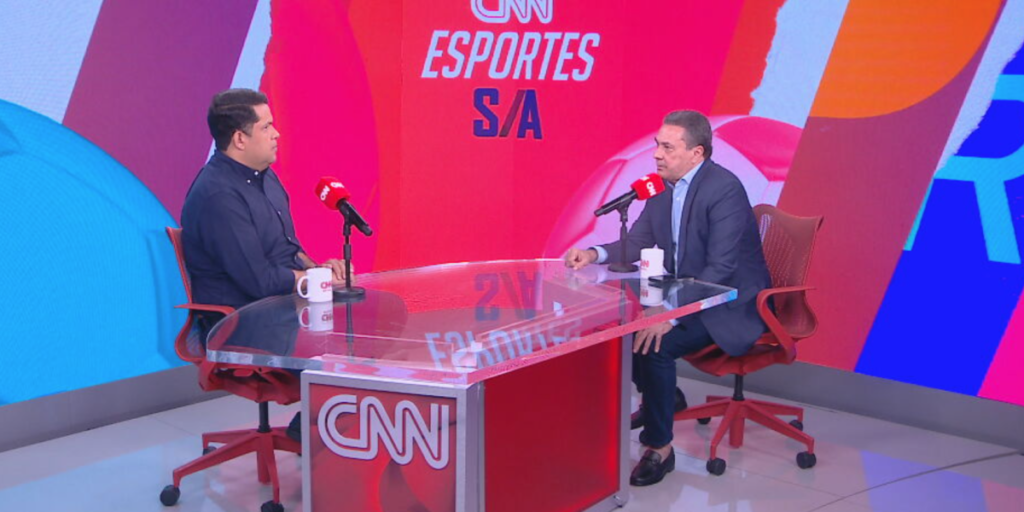 Luxemburgo critica excesso de técnicos estrangeiros no Brasil; entenda