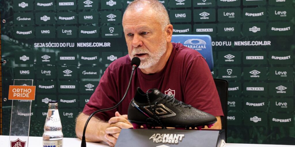 Mano Menezes é demitido do Fluminense após estreia no Brasileirão